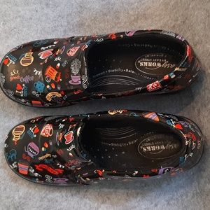 Women's Easy Works By Easy Street Slip Resistant Clogs Coffee Shoes Women 9.5W